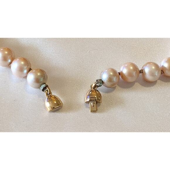 Vintage MONET Hand Knotted Faux Pearls Strand Necklace Goldtone Metal Clasp 15" - Picture 4 of 5